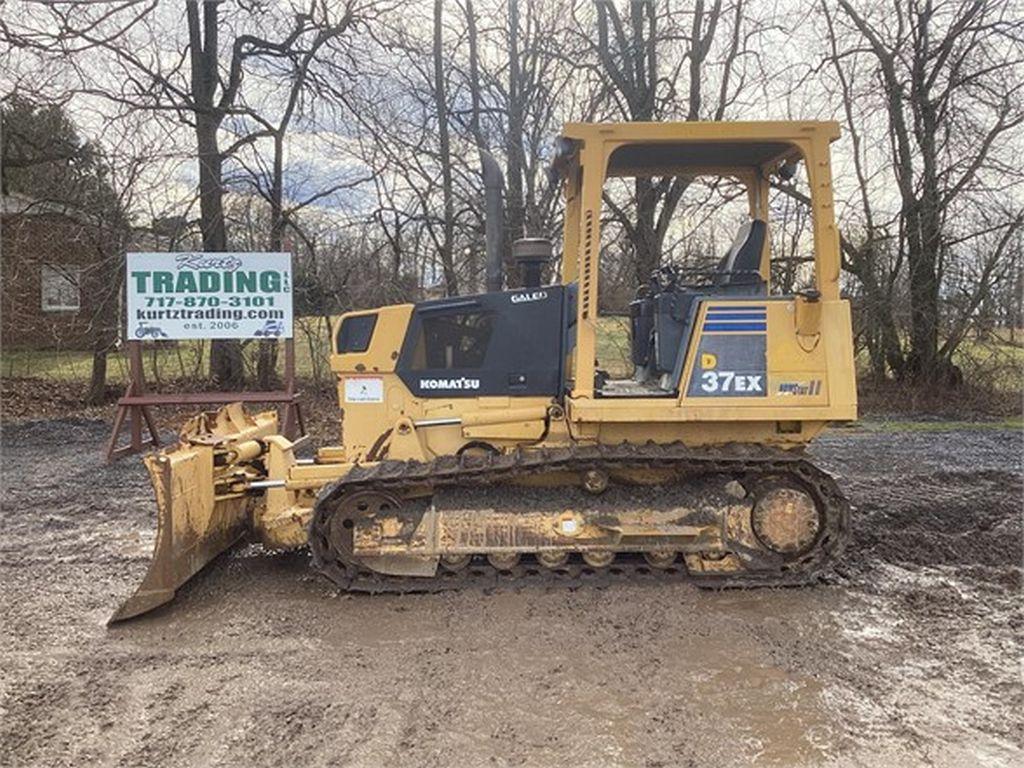 2005 KOMATSU D37EX-21 DOZER