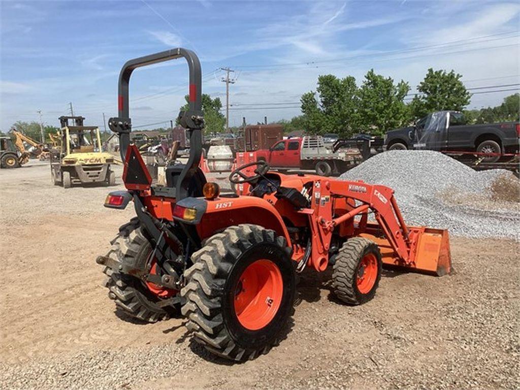 2018 KUBOTA L3901HST COMPACT TRACTOR