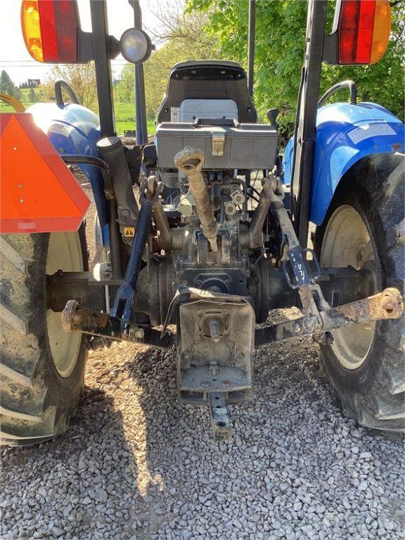 2003 NEW HOLLAND TN70 FARM TRACTOR