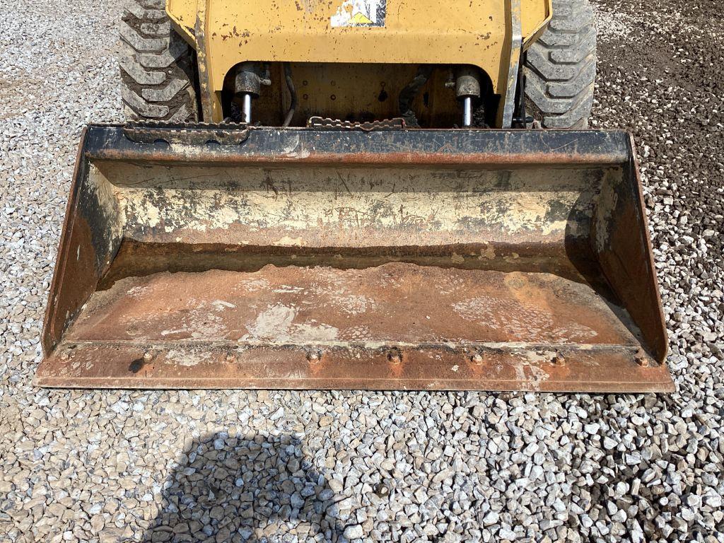 2019 CATERPILLAR 262D SKID STEER LOADER