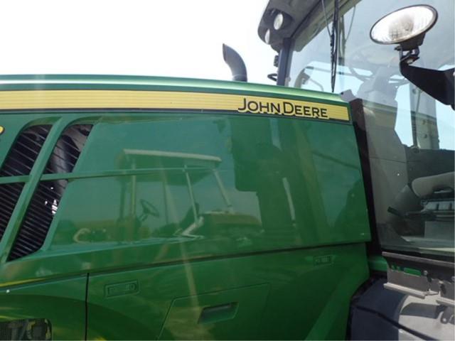 John Deere 7210R 4x4 Diesel Tractor