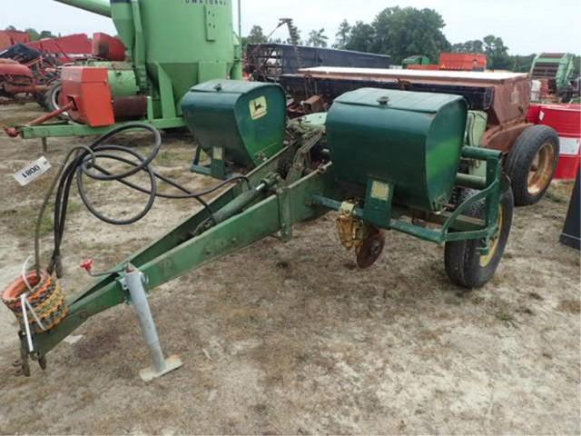 John Deere 2 Row Corn Planter