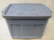 Rubbermaid Roughneck 18 Gallon Storage Container with Lid