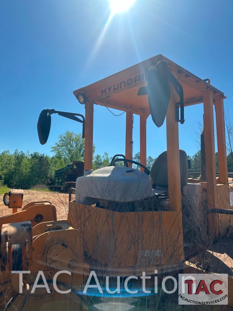 HYUNDAI HL750 Wheel Loader