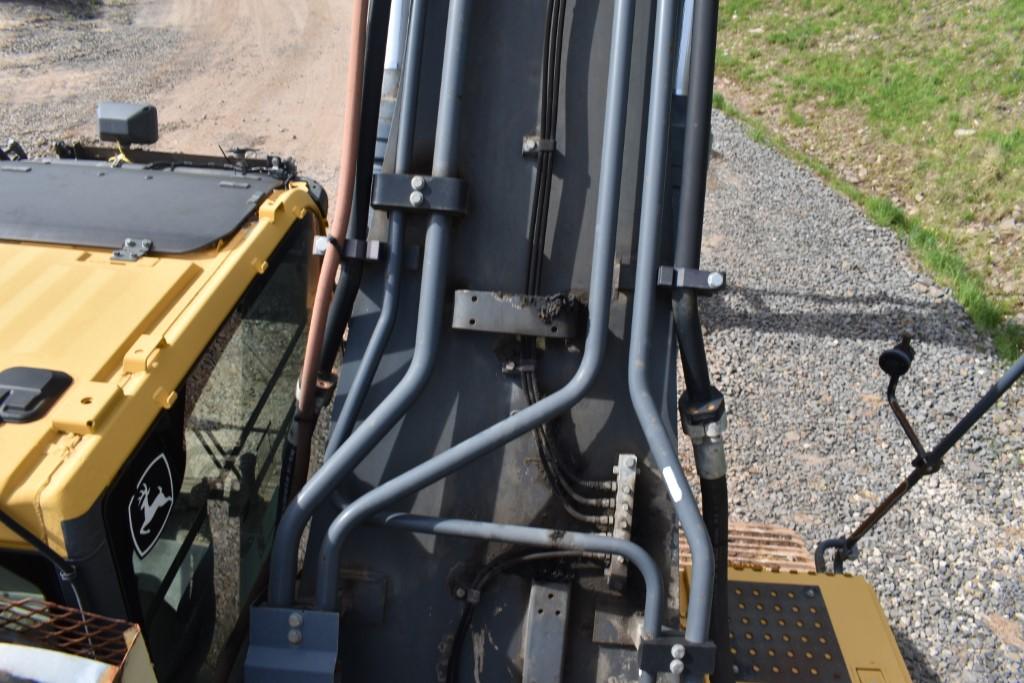 2016 John Deere 470G LC Excavator