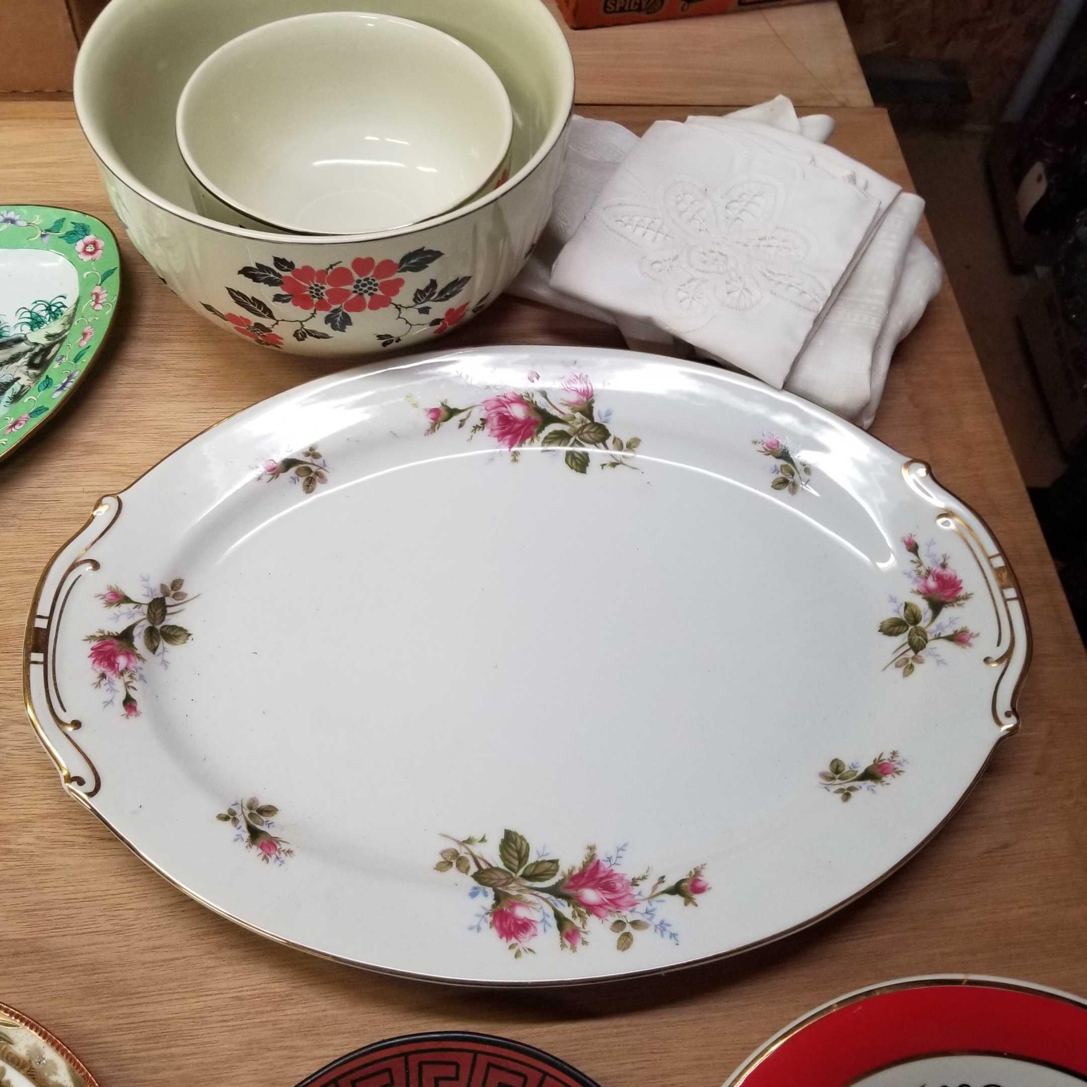 VINTAGE PLATE and BOWL ASSORTMENT