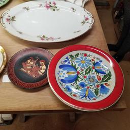 VINTAGE PLATE and BOWL ASSORTMENT