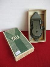 NOS Yale Lever Lock w/ Box, Keys & Instructions