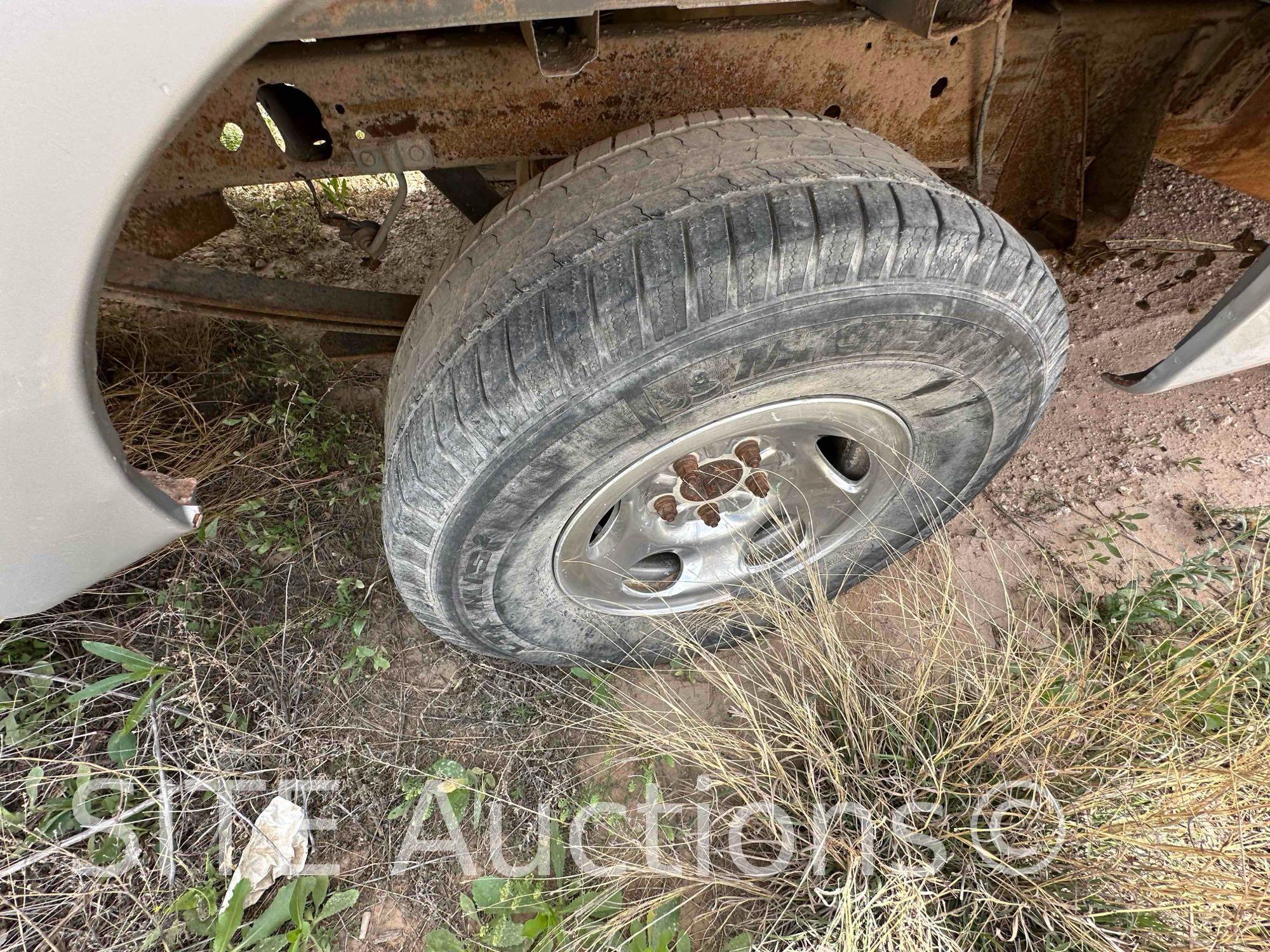 2000 Ford F150 Extended Cab Pickup Truck