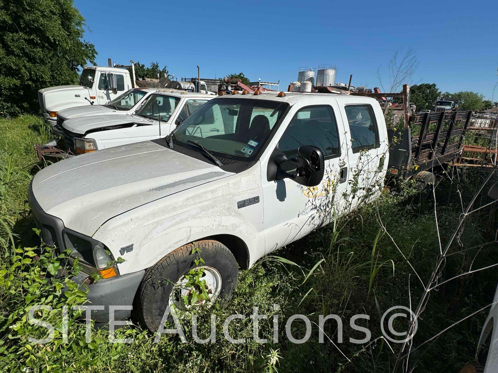 2002 Ford F350 SD Crew Cab Flatbed Truck