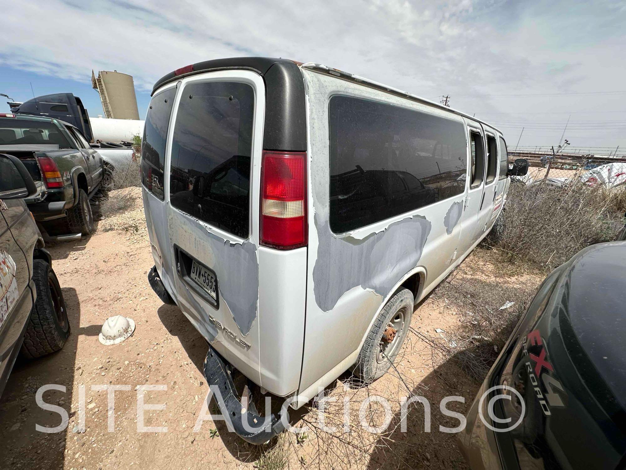 2004 Chevrolet G3500 Express Van