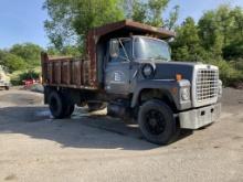 1984 Ford 8000
