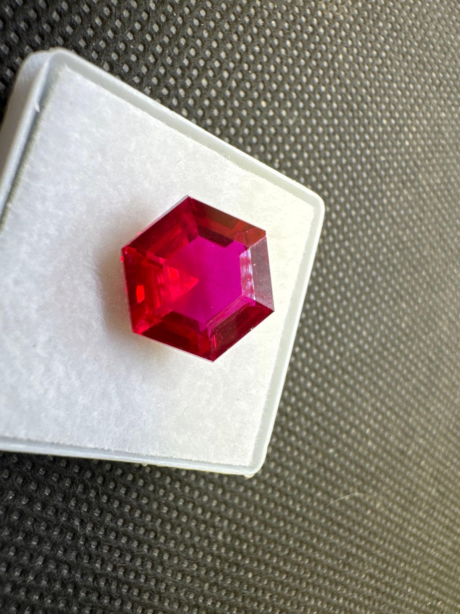 hexagon Cut Red Ruby Gemstone Stunning Color 7.90Ct