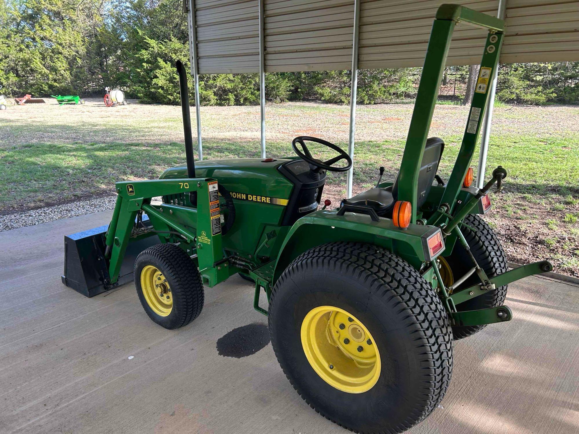 John Deere Tractor 770