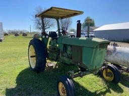 John Deere 3010