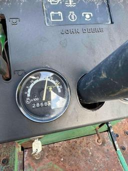 John Deere 855 Tractor/Mower