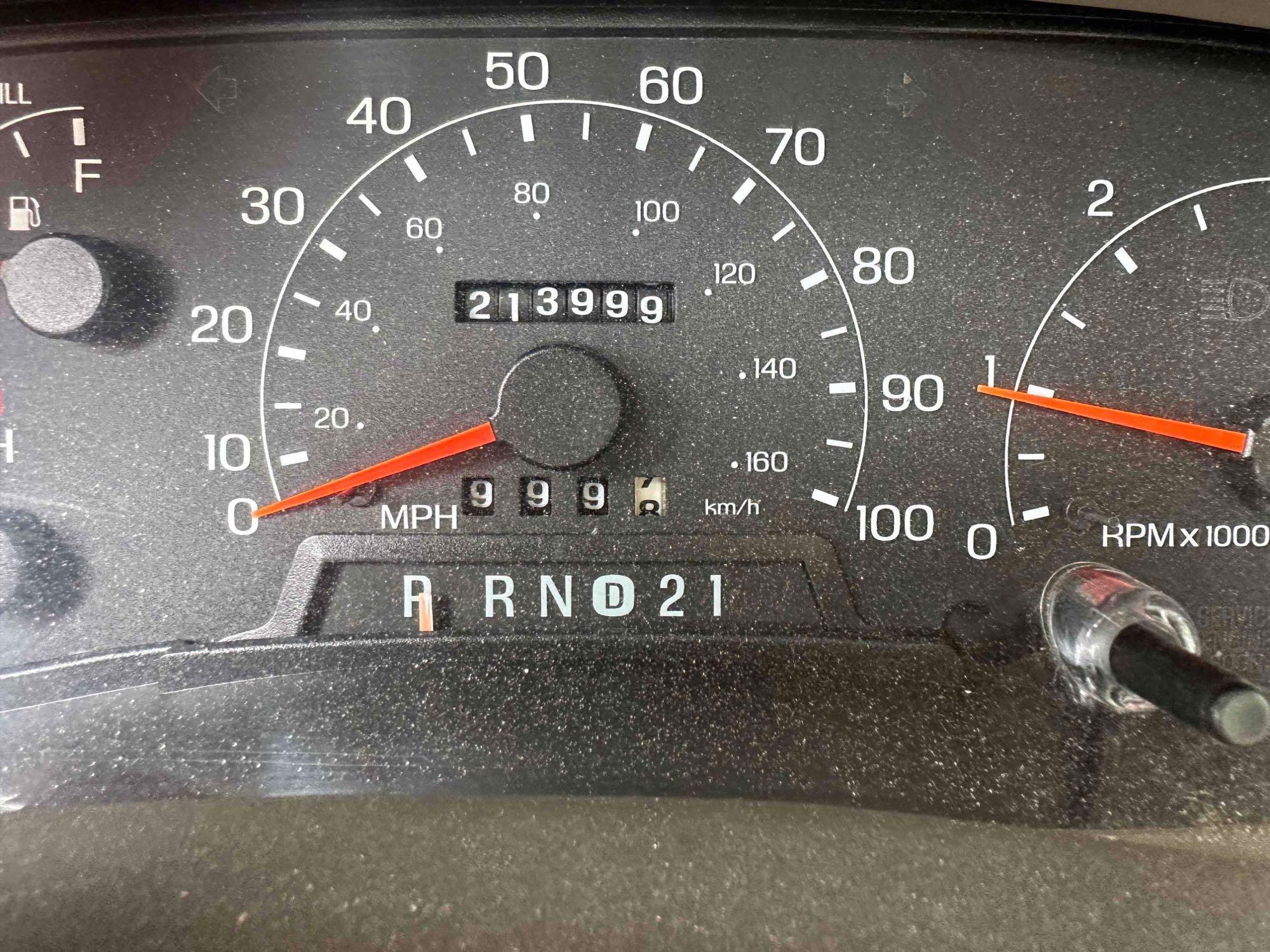 2000 Ford Excursion 4x4 (MPV), VIN # 1FMNU43S9YED63101