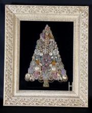 Framed jewelry Christmas tree