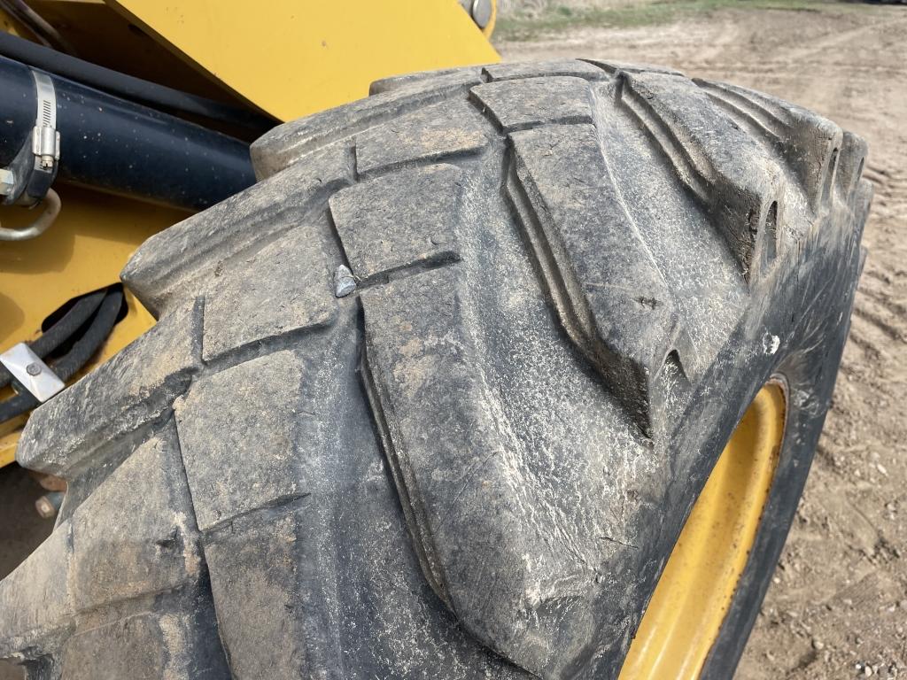 Caterpillar 908m Wheel Loader