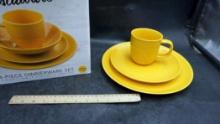 Fiestaware 3-Piece Dinnerware Set (Lemon Yellow - Missing One Bowl)