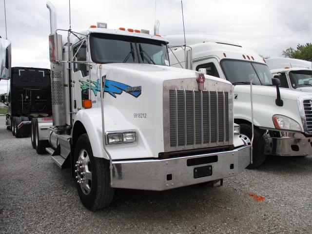 2015 KENWORTH T800 Conventional