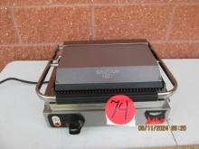 Vollrath Tsi 7001 Grooved Panini Grill