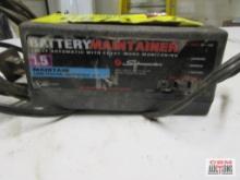 Schumacher 1.5 Amp Battery Maintainer (Runs)