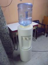 Oasis Electric Water Cooler w/ 5 Gallon Jug