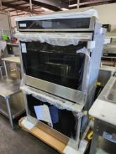 New - Whirlpool Domestic Built In Electric Double Convection Oven
