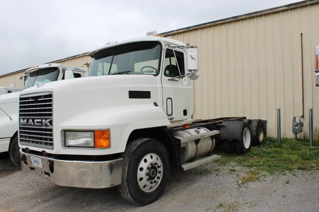 Mack Road Tractor