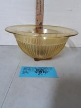 Vintage Yellow Rolled Rim Ribbed Mixing Bowl