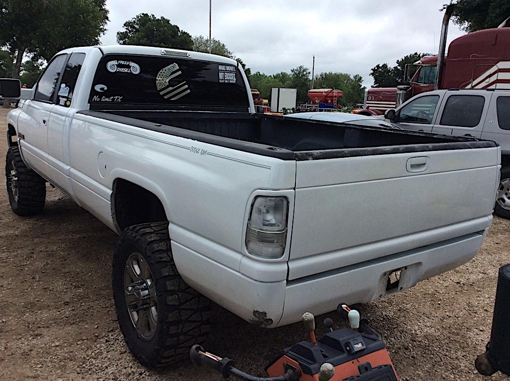 2001 DODGE 2500 CUMMINS PICKUP (VIN # 3B7KF23641G205966) (SHOWING APPX 272,240 MILES, UP TO THE BUYE