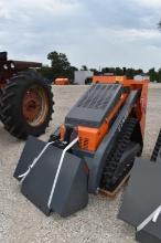 SCL850 STAND ON SKID STEER (VIN # SCL850562A1341)