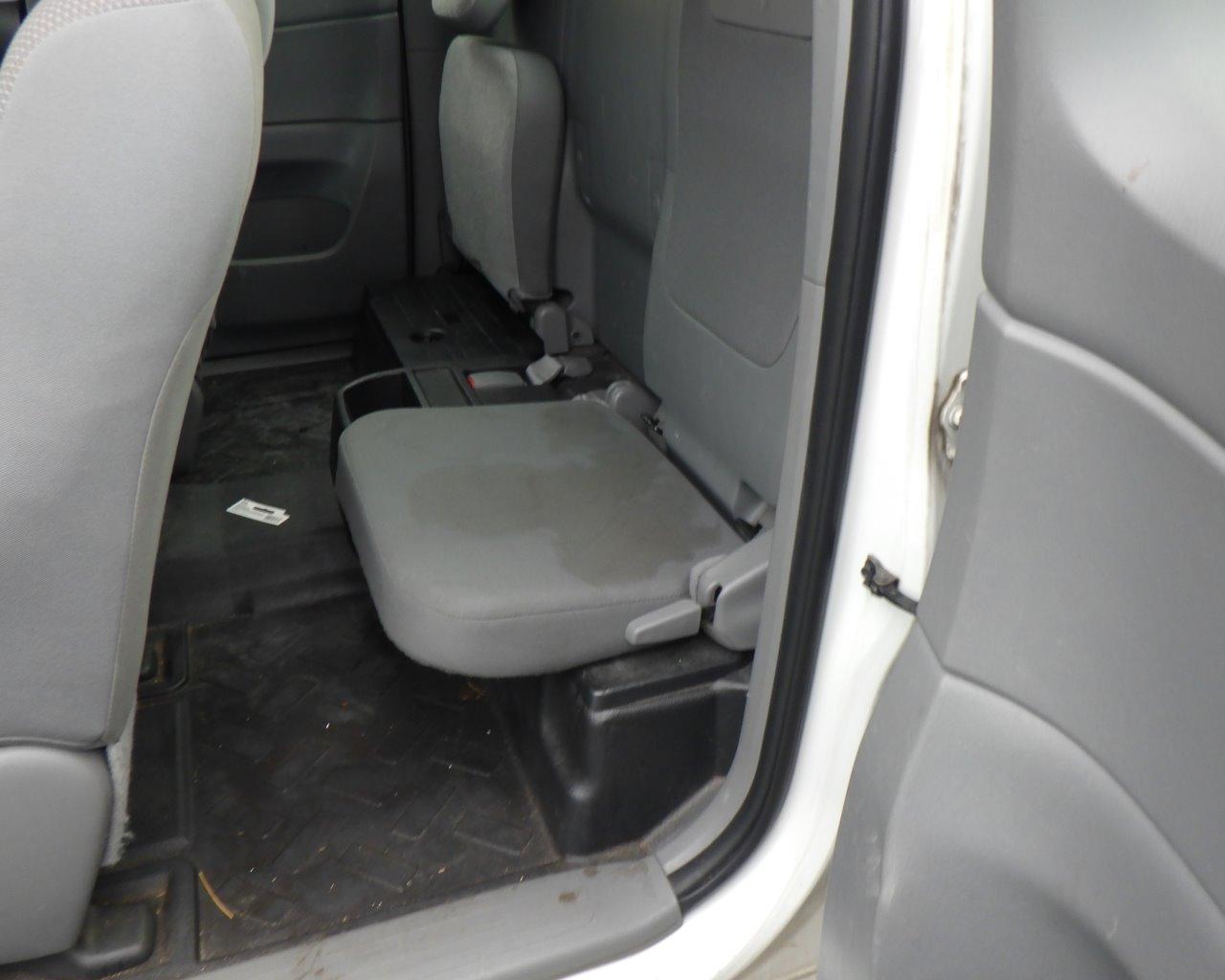 2014 TOYOTA Tacoma Ext Cab w/Tool Box   4x4 (BAD TRANS) s/n:024946