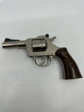H&R .32 Magnum 6 Round Revolver Model 833