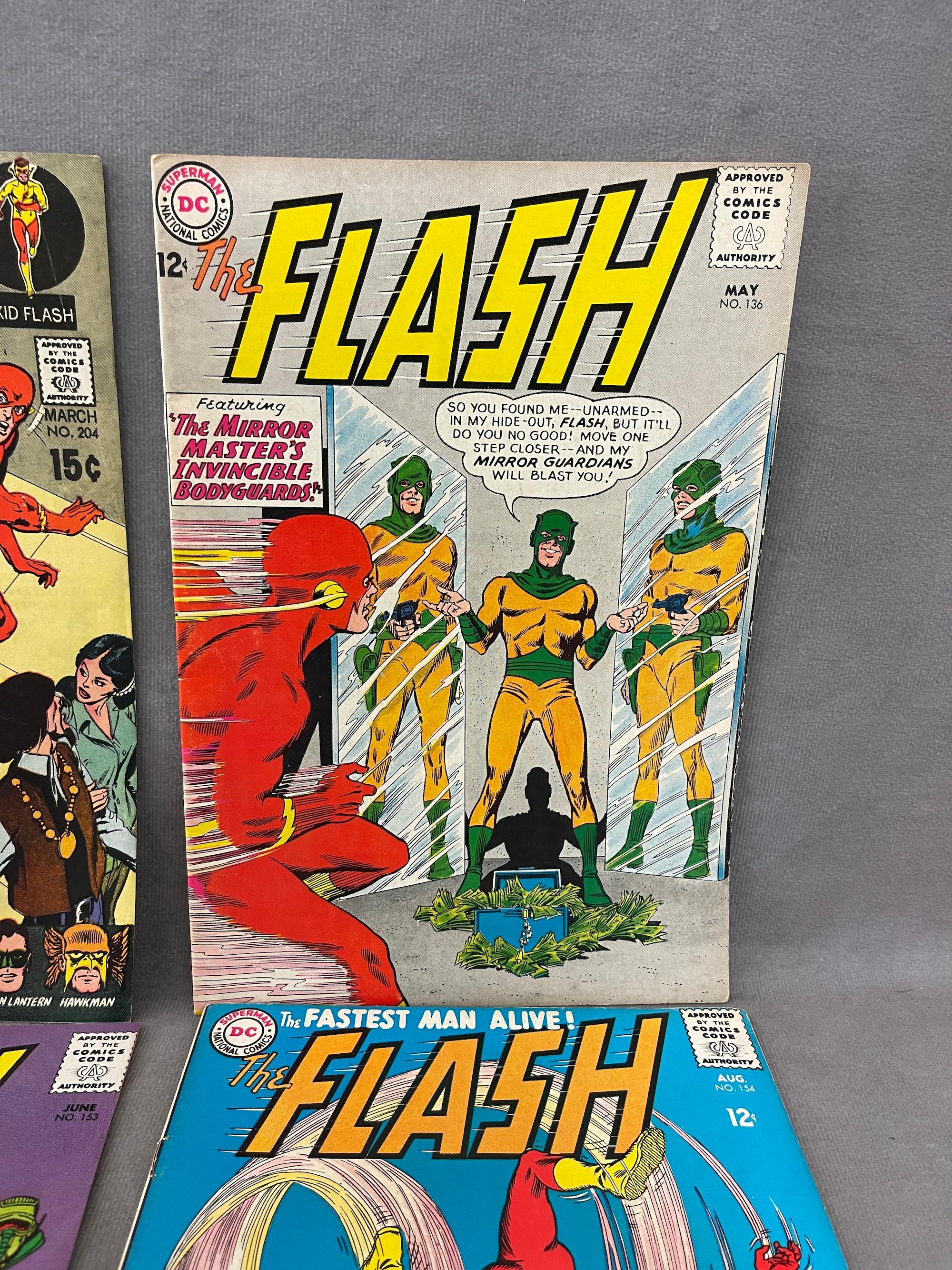 VINTAGE COMIC BOOK COLLECTION JUSTICE FLASH 136, 197, 153, 213, 204,154 LOT 6