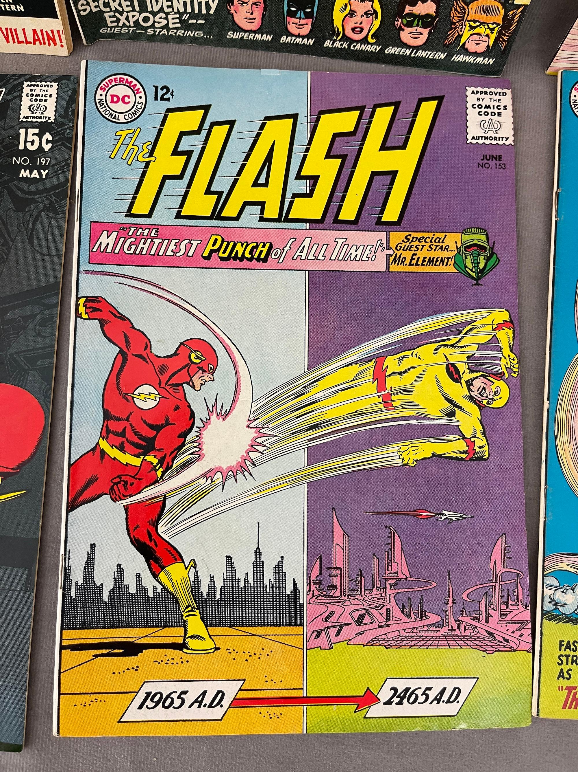 VINTAGE COMIC BOOK COLLECTION JUSTICE FLASH 136, 197, 153, 213, 204,154 LOT 6