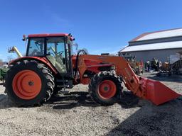 Kubota M126X tractor