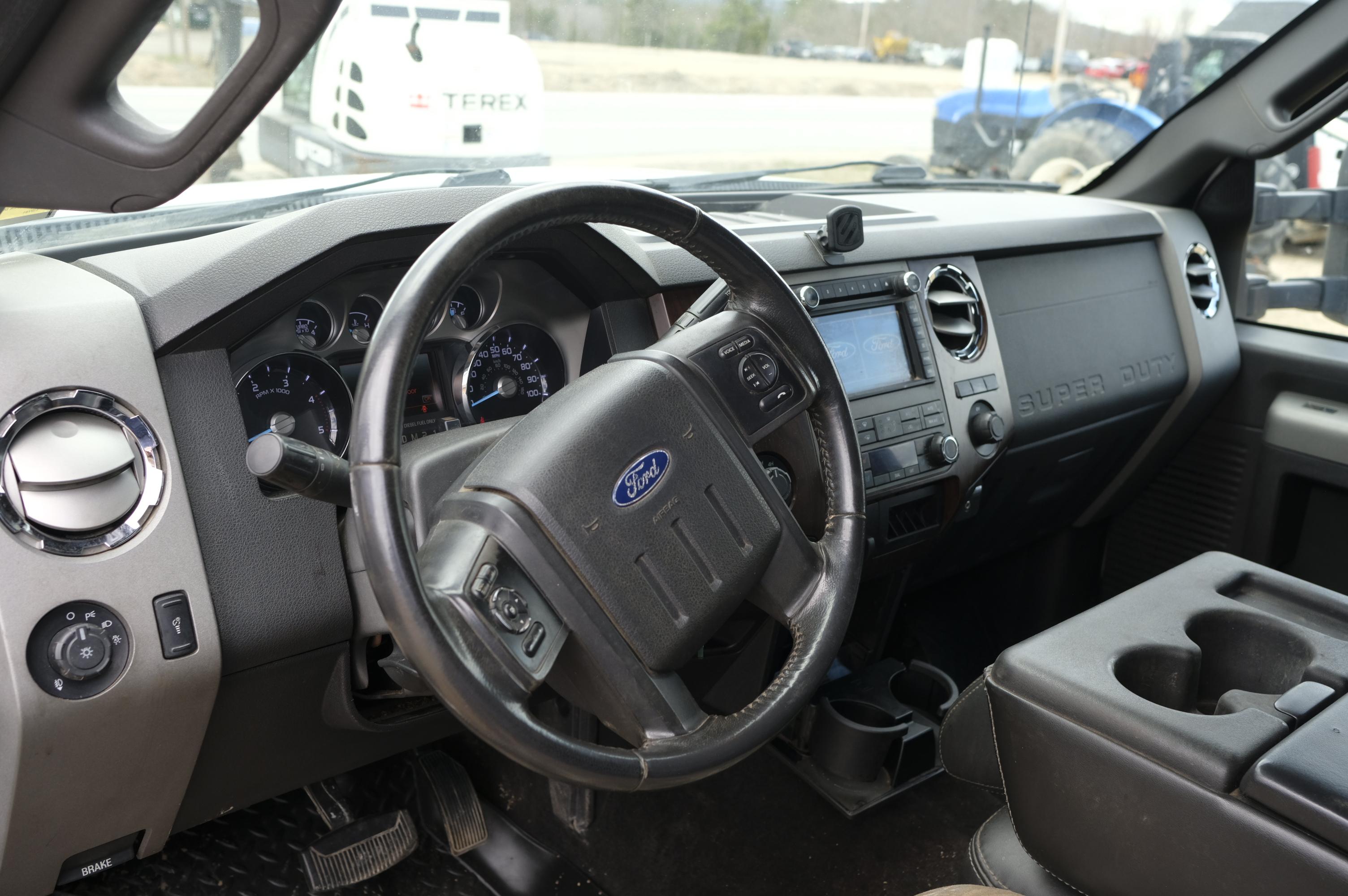 2011 Ford F350 Lariat 4 WD diesel pick-up truck