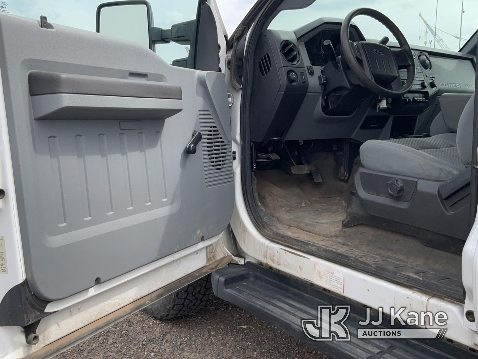 (Duluth, MN) 2016 Ford F250 4x4 Extended-Cab Pickup Truck, Garage Kept Runs & Moves, Check Engine Li