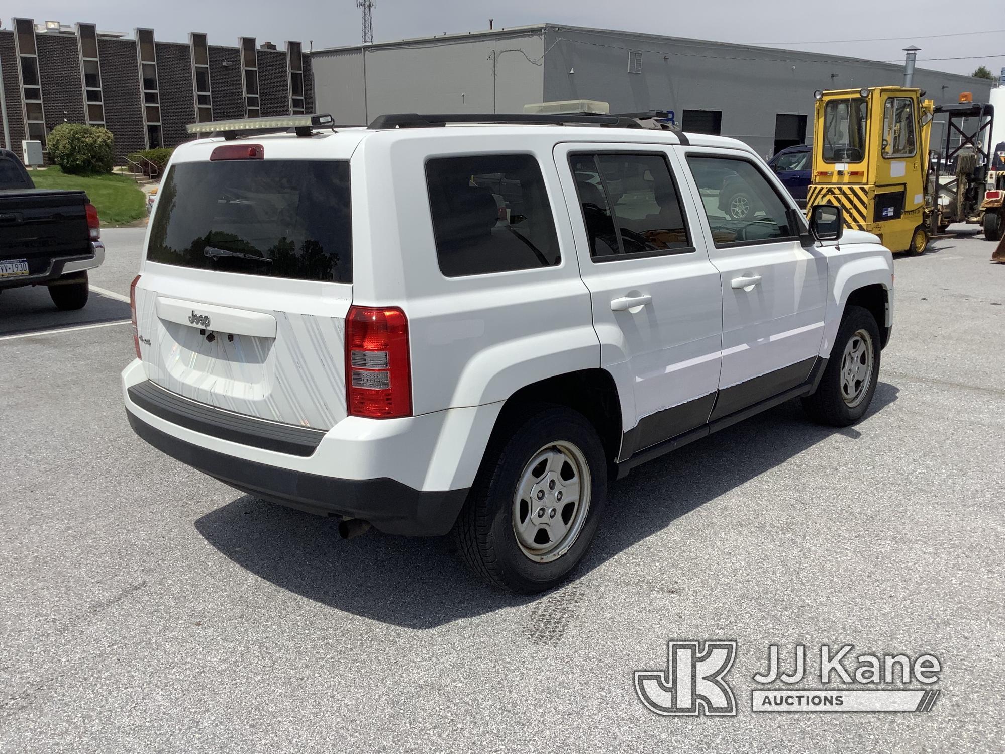 (Chester Springs, PA) 2016 Jeep Patriot 4x4 4-Door Sport Utility Vehicle Runs & Moves, Body & Rust D