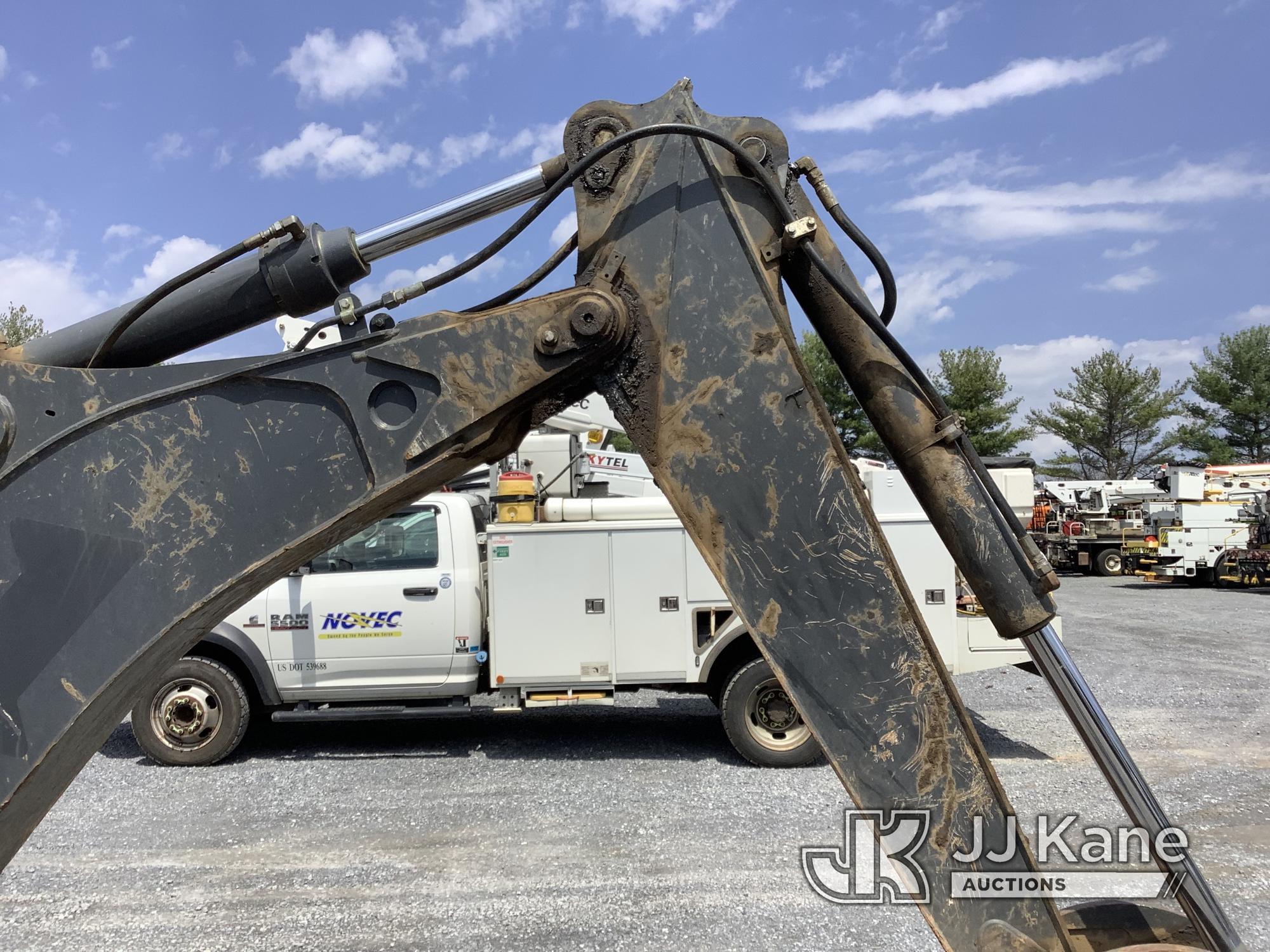 (Frederick, MD) 2016 John Deere 310 SL 4x4 Tractor Loader Backhoe Runs, Moves & Operates, Leaks Oil