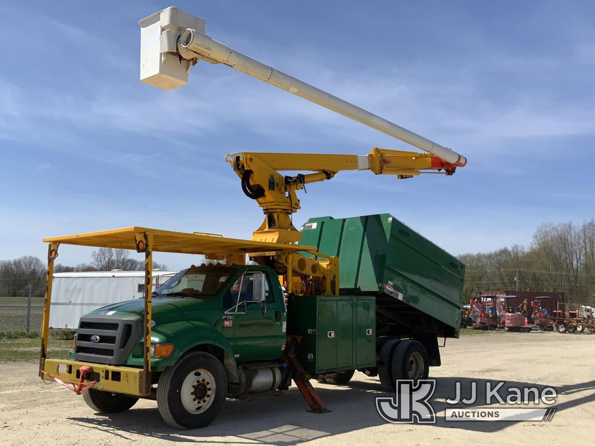 (Charlotte, MI) Altec LR760E70, Over-Center Elevator Bucket Truck mounted behind cab on 2015 Ford F7