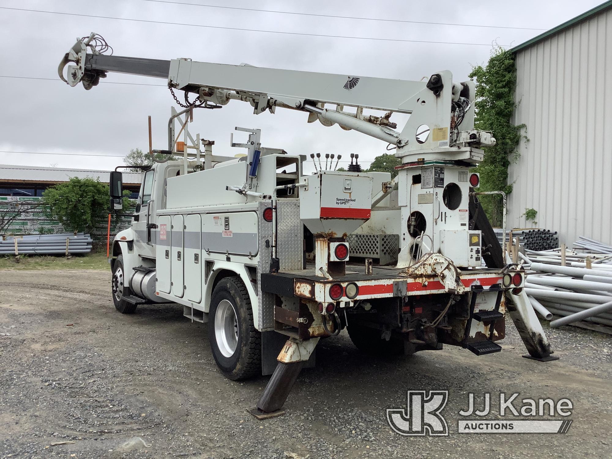 (Harmans, MD) Terex/Telelect Commander C4045, Digger Derrick rear mounted on 2011 International 4400