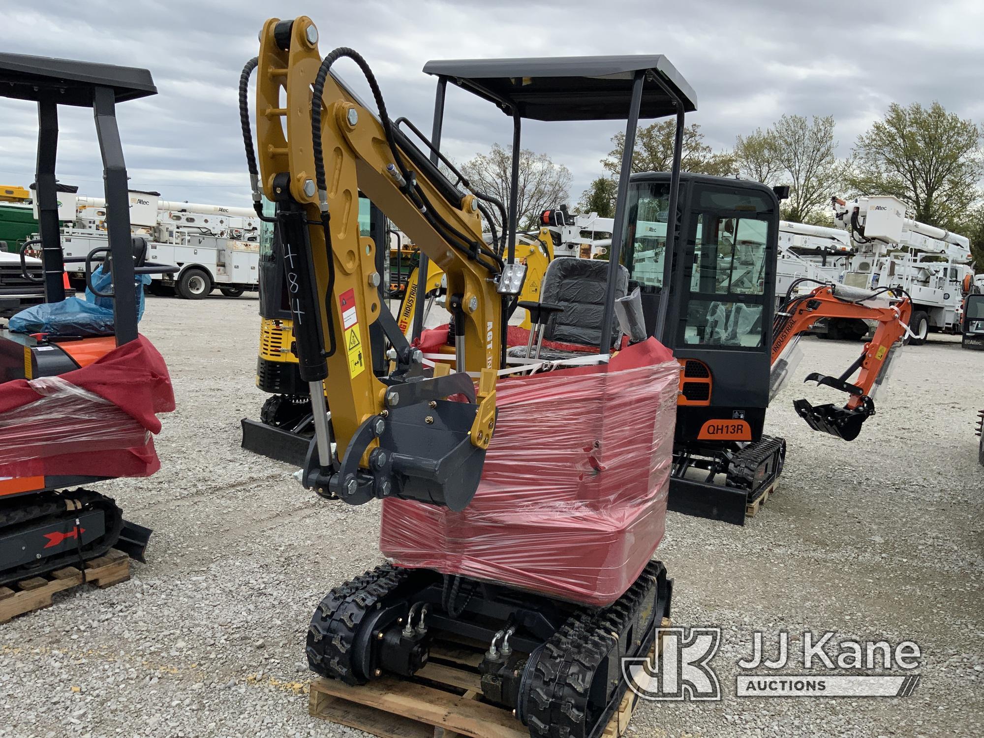 (Fort Wayne, IN) 2024 AGT H15 Mini Hydraulic Excavator New) (Condition Unknown