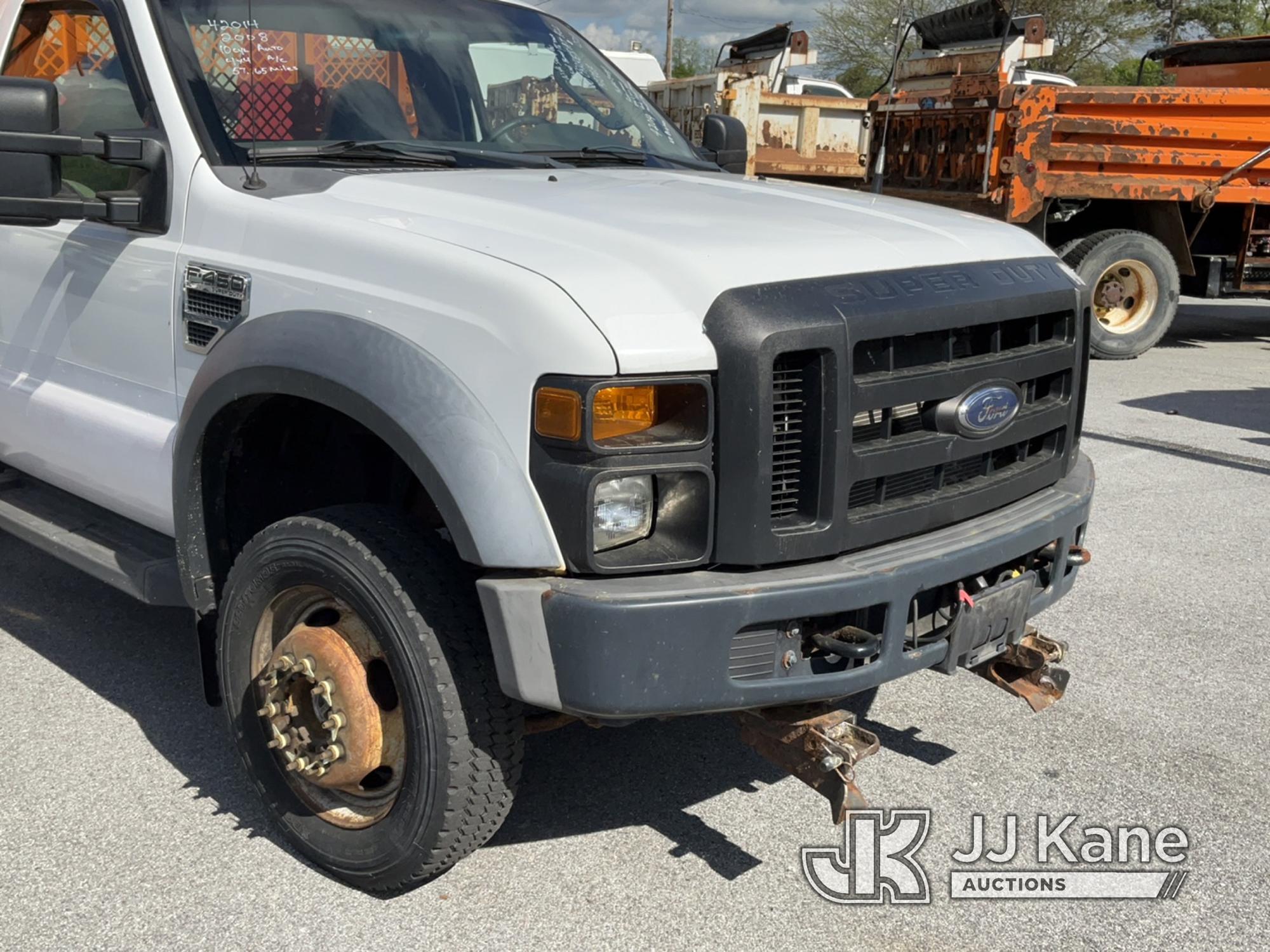 (Chester Springs, PA) 2015 Ford F450 4x4 Flatbed Truck NO BRAKES, Runs & Moves, Engine Light On, Bod