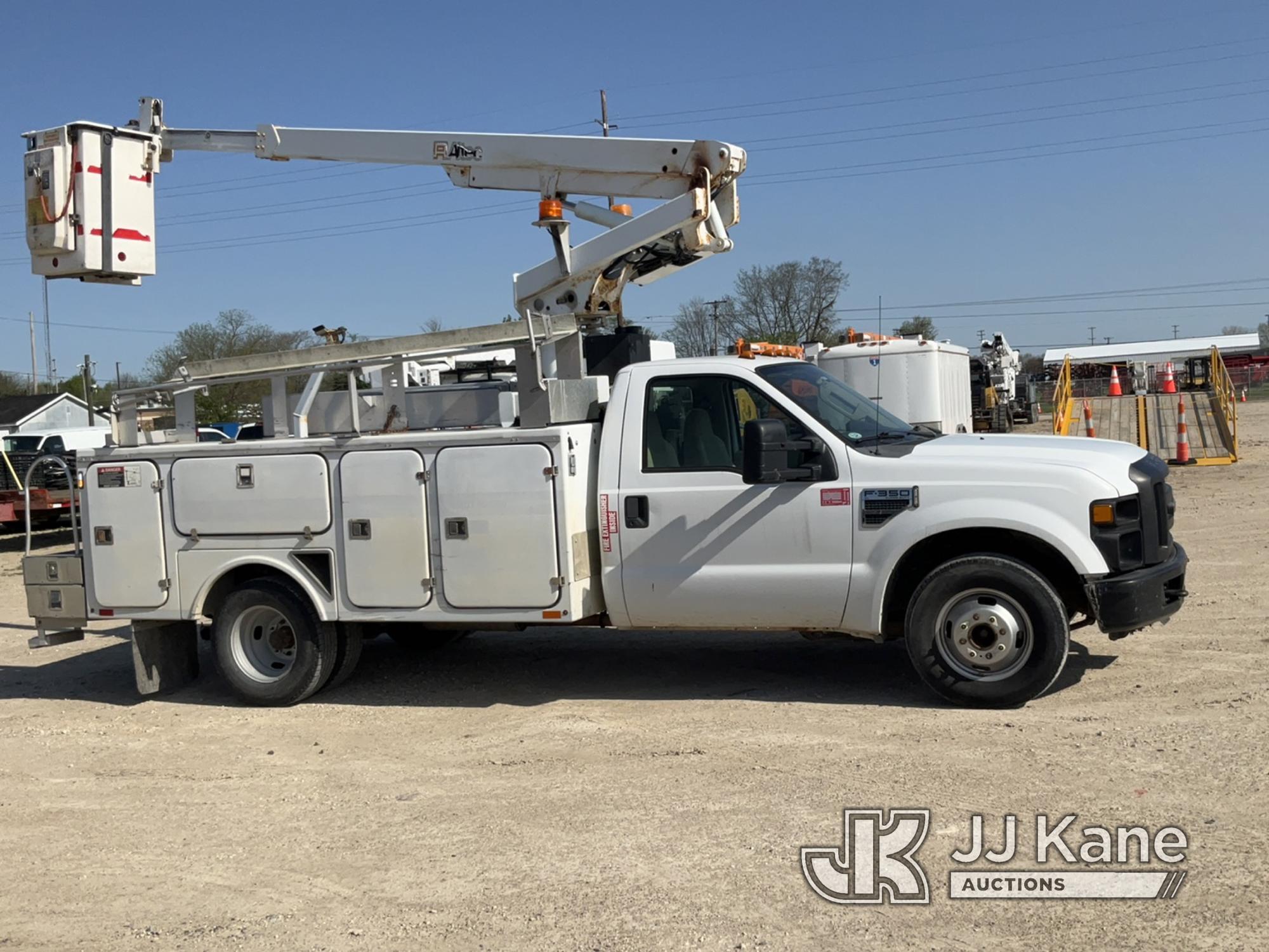 (Charlotte, MI) Altec AT200-A, Articulating & Telescopic Non-Insulated Cable Placing Bucket Truck mo