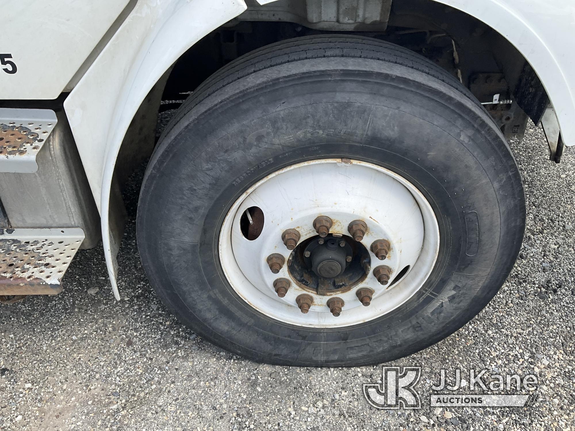 (Plymouth Meeting, PA) Altec DM45-TR, Digger Derrick rear mounted on 2007 Freightliner M2 106 Flatbe