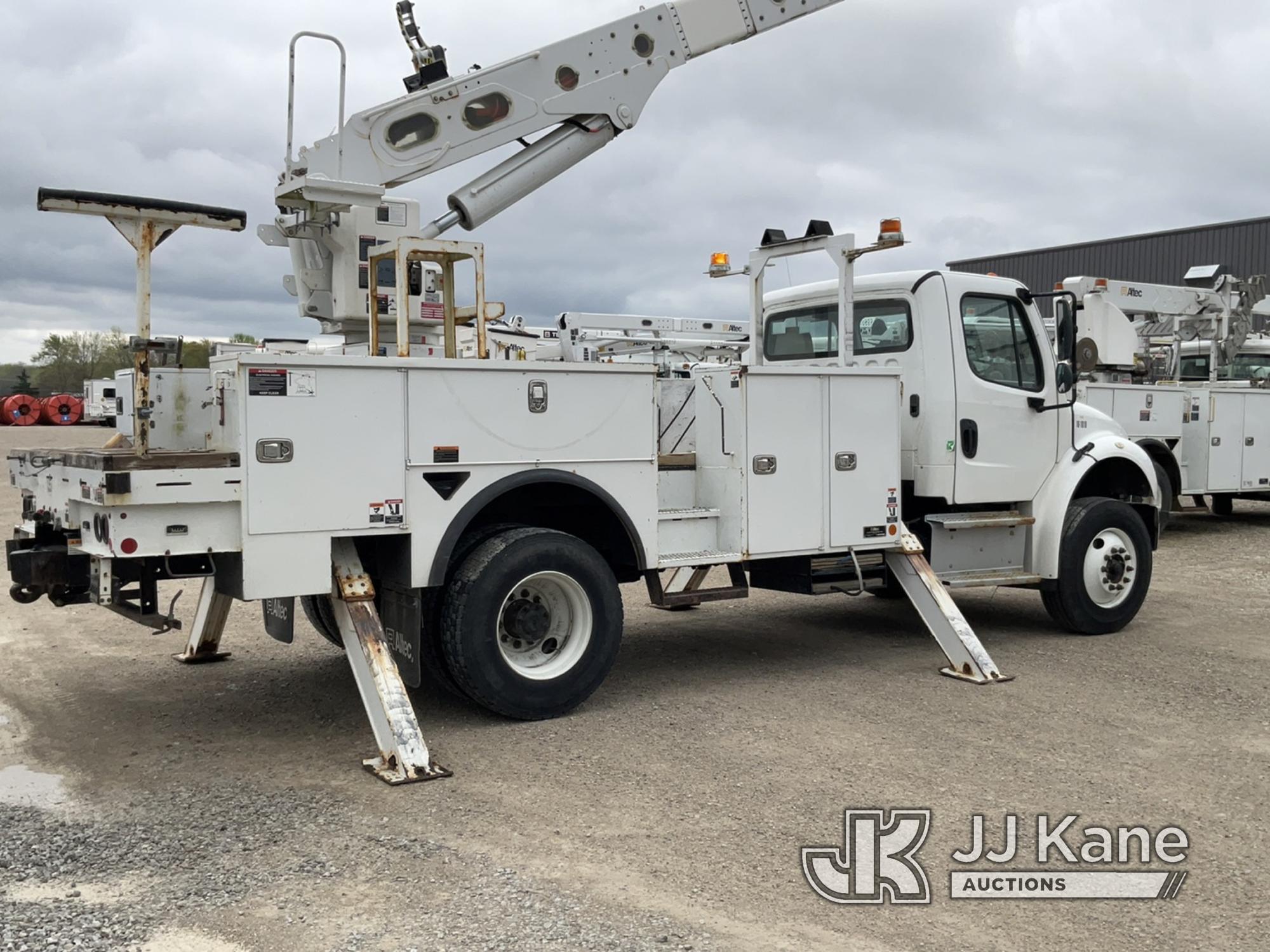 (Pataskala, OH) Altec AA55, Material Handling Bucket Truck rear mounted on 2019 Freightliner M2 Util