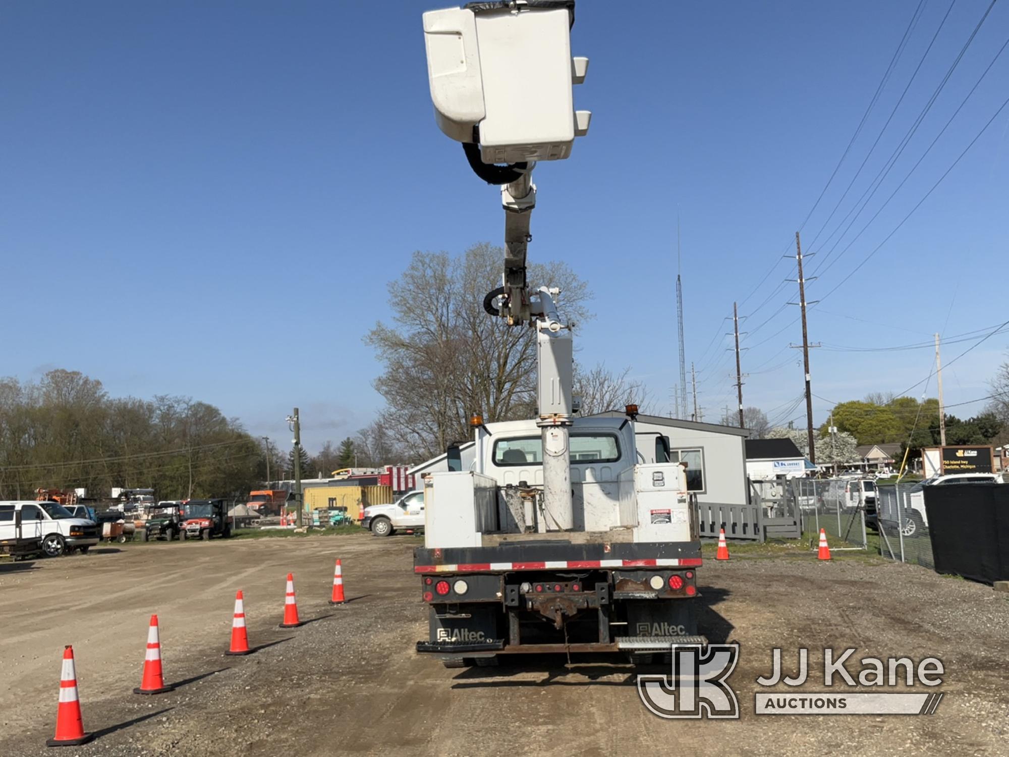 (Charlotte, MI) Altec TA40, Articulating & Telescopic Bucket Truck mounted behind cab on 2015 FREIGH